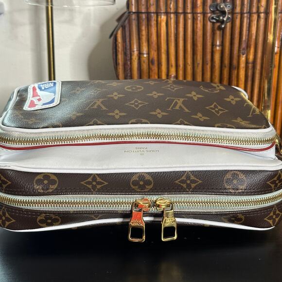 LOUIS VUITTON x NBA Monogram Nil PM Messenger Crossbody Bag - Picture 9 of 16